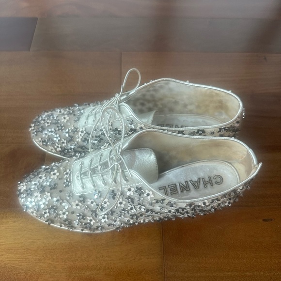 CHANEL MESH/SEQUINS SILVER LACE UP SHOES - Picture 8 of 8